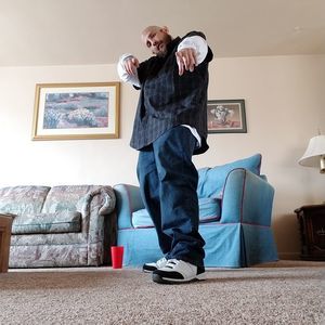 Meet your Posher, Kelly